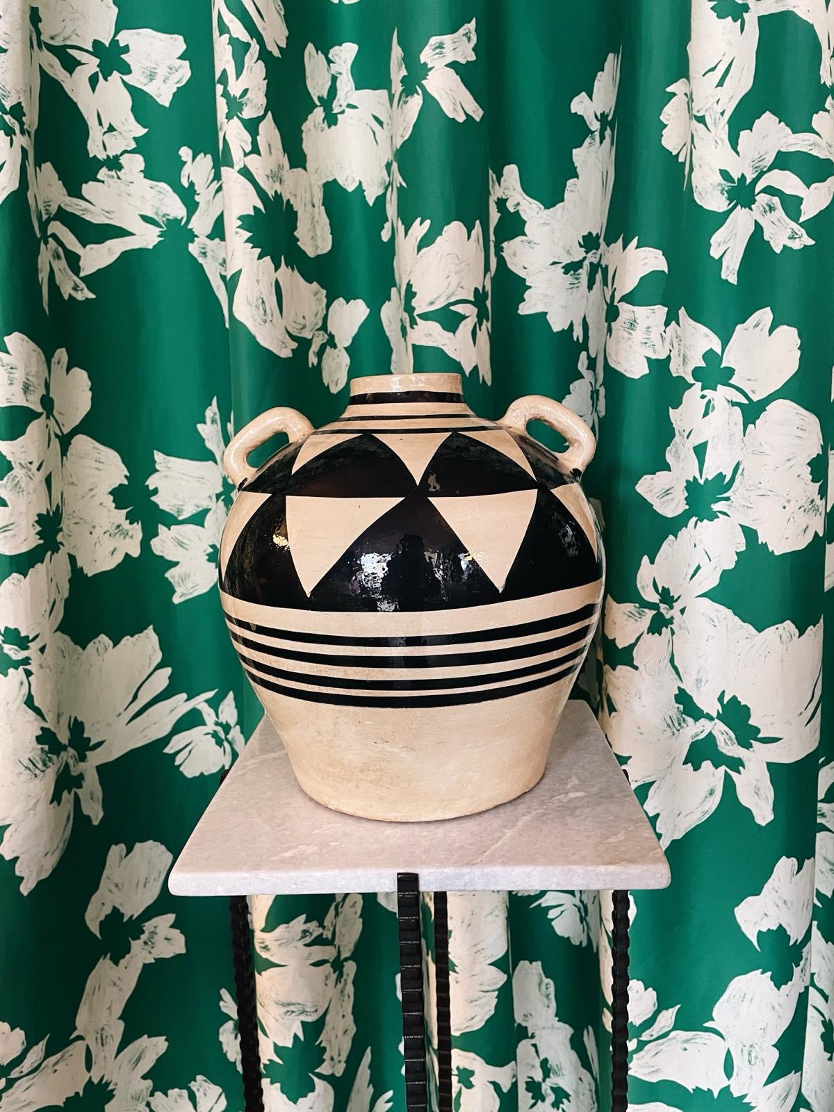 Black and white terracotta vase