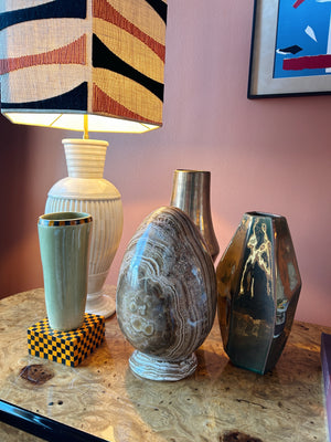 Ecri vase gold low