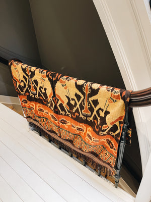 Vintage Ikat Sumba Horserider Pattern