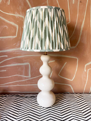 Lampbase In White Lacquered Wood